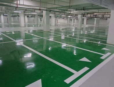 西安西安小区停车场标线